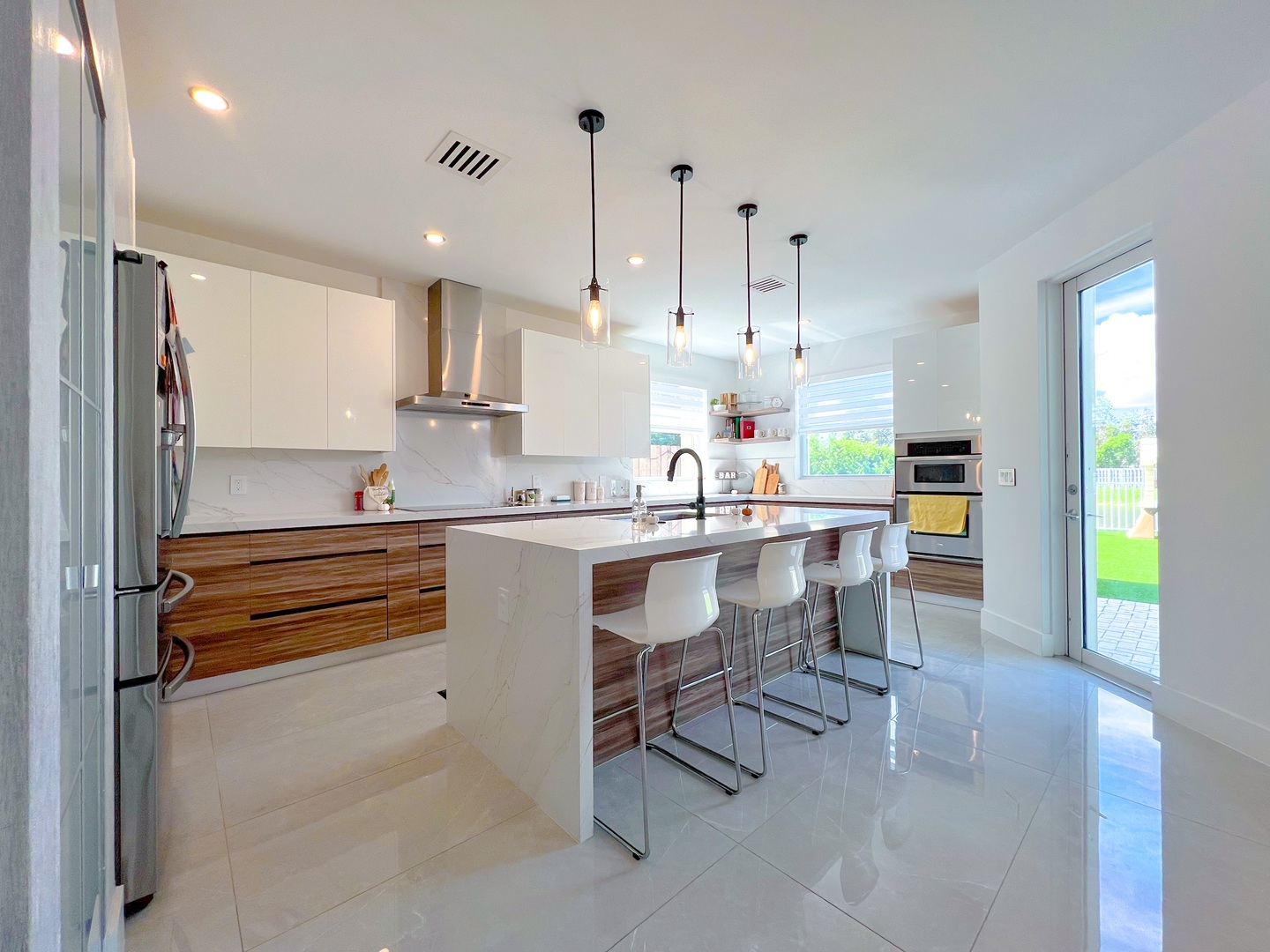 Property photo at 8426 NW 116th Avenue, Doral, FL