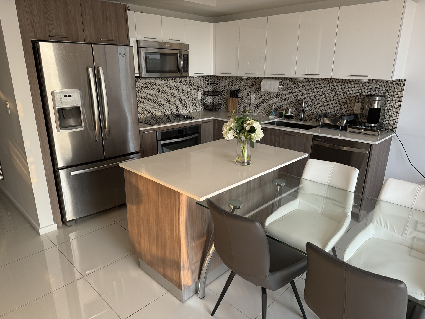 Property photo at 5300 Paseo Blvd #608, Doral, FL