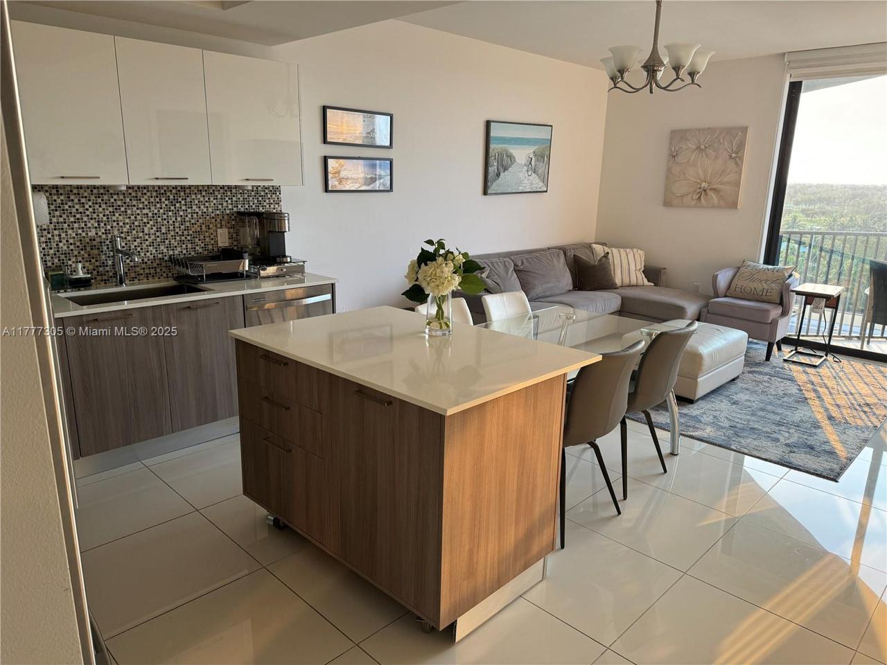 Condo at 5300 Paseo Blvd, Doral, FL